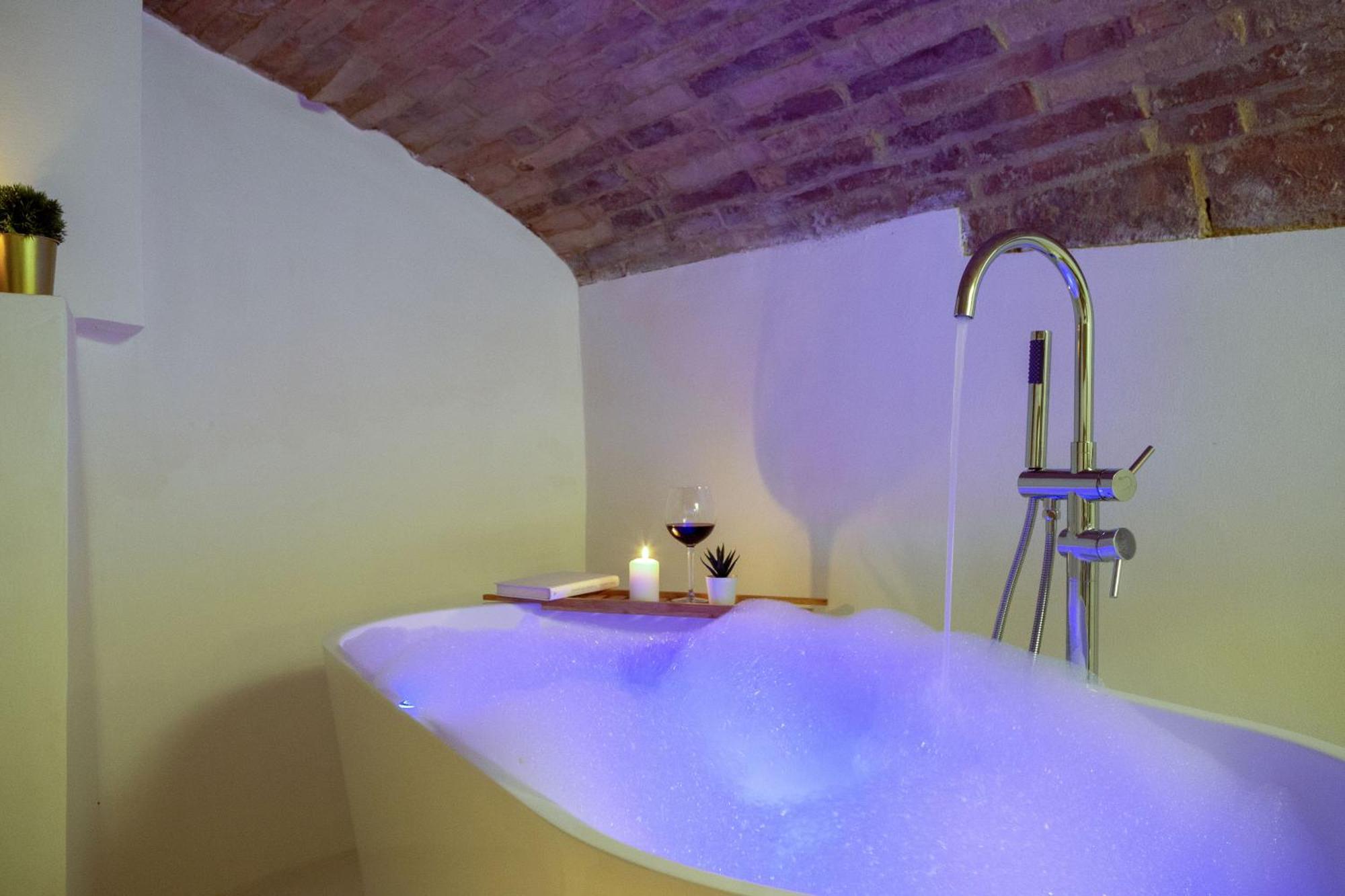 Medieval Flat With Whirlpool Bath Перуджа Экстерьер фото